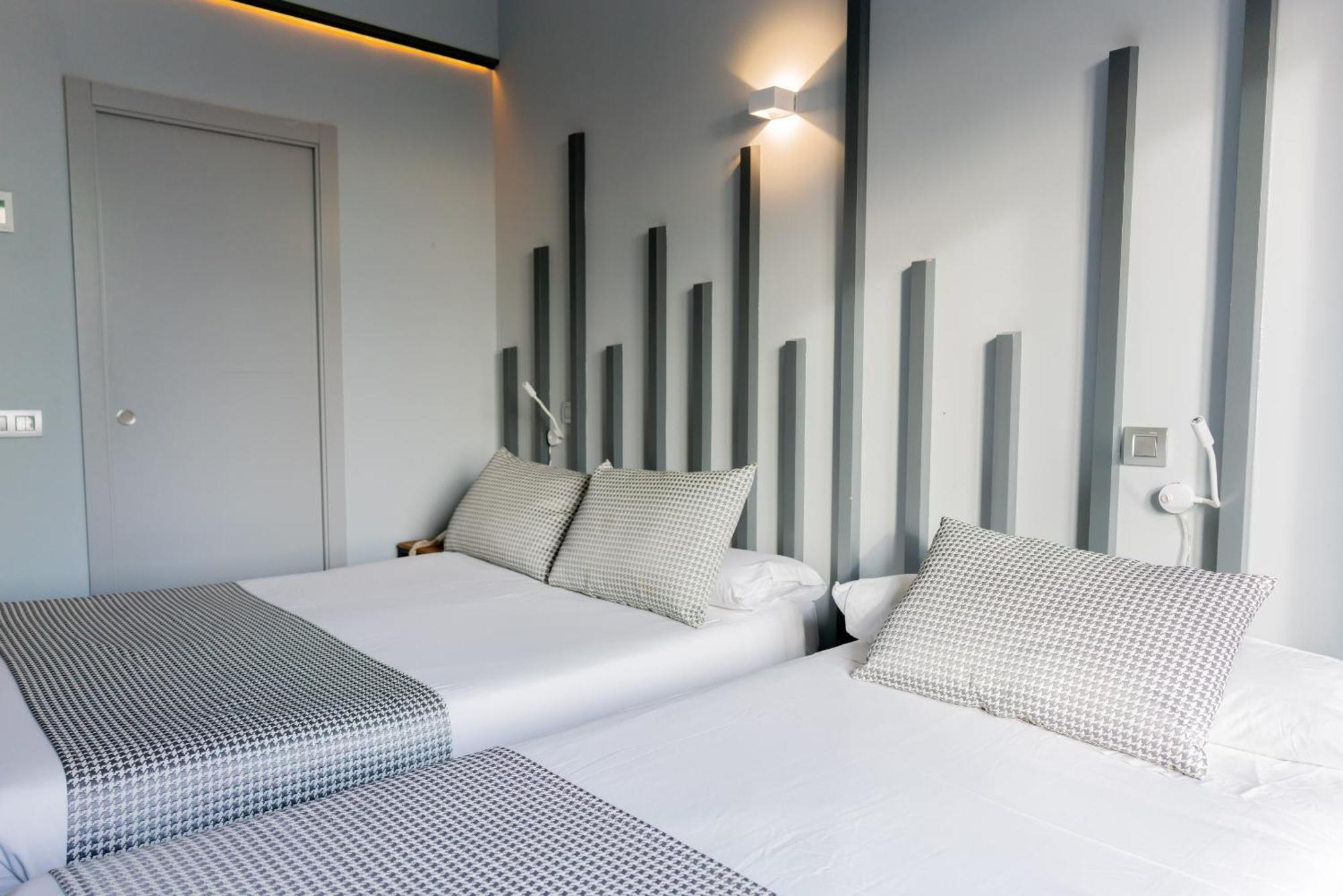 Hostal Carmen-Gran Via — Photos 2