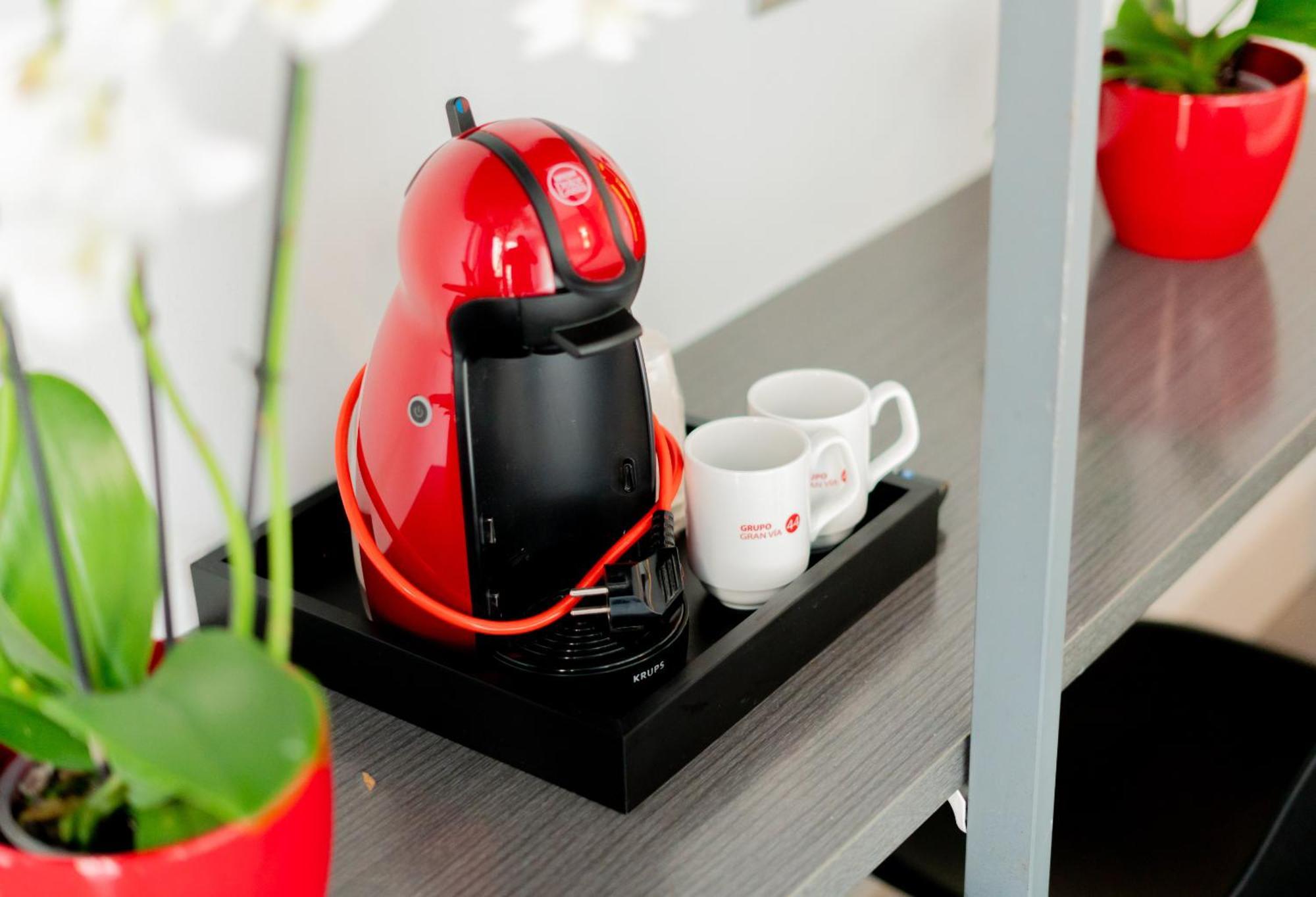 Hostal Carmen-Gran Via — Photos 1