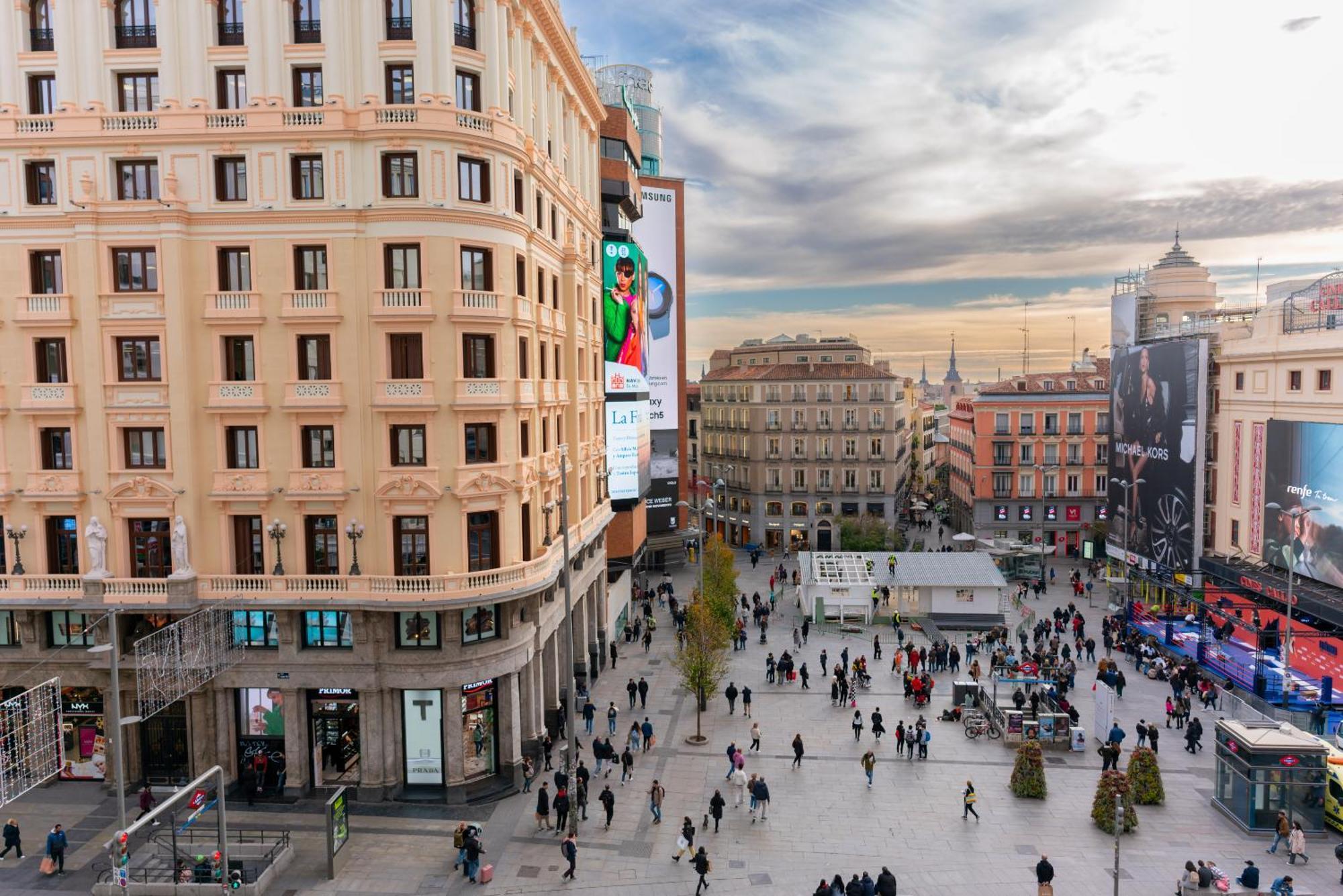 Hostal Carmen-Gran Via — Photos 3